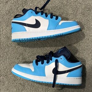 Nike Air Jordan 1 Lows UNC